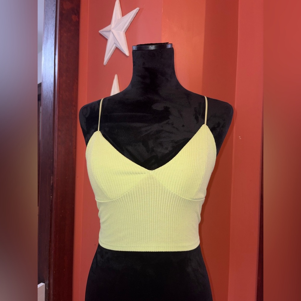 Me to We bright green Ribbed Spaghetti Strap Crop Tank